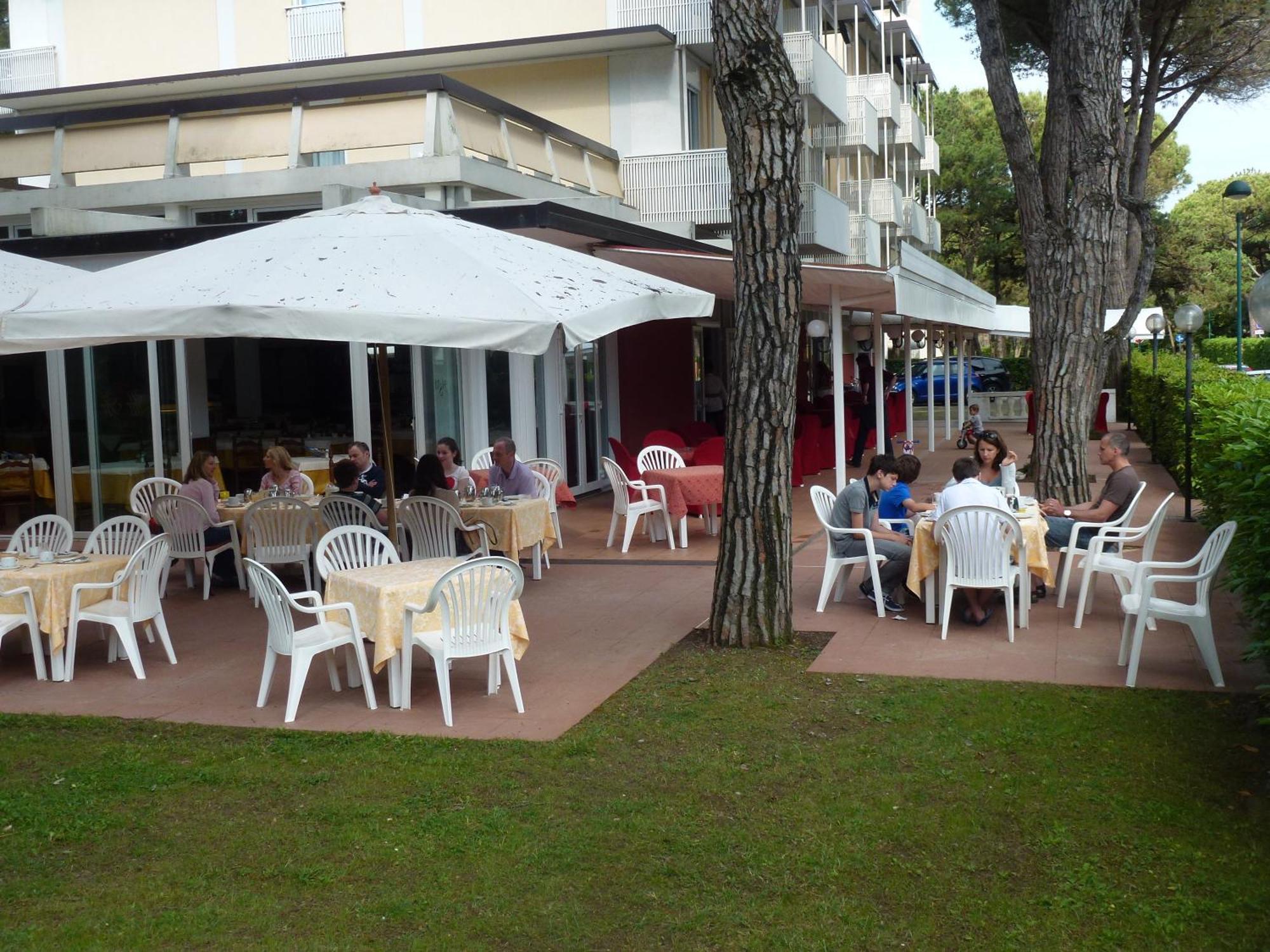 Hotel San Marco Lignano Sabbiadoro Extérieur photo