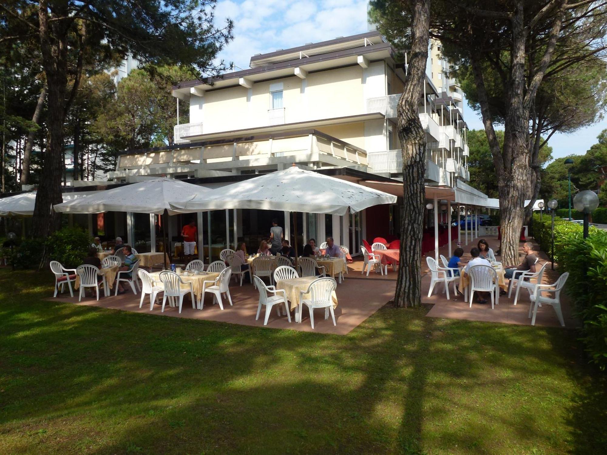 Hotel San Marco Lignano Sabbiadoro Extérieur photo