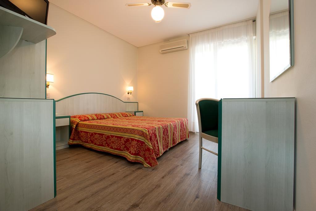 Hotel San Marco Lignano Sabbiadoro Extérieur photo